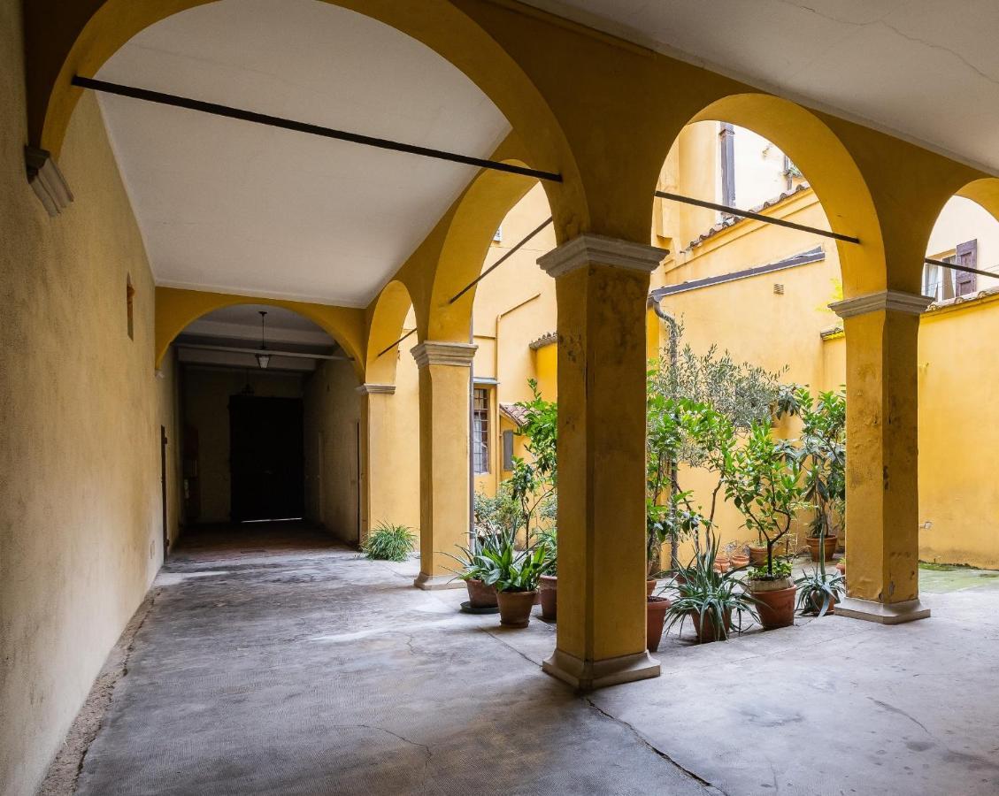 Sotto I Portici Di Bologna Appartement Buitenkant foto